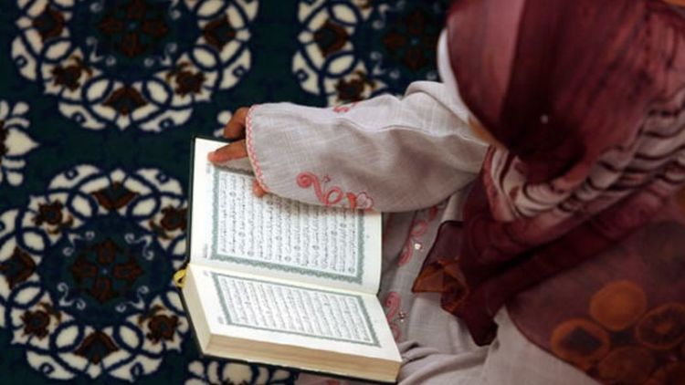 Untukmu yang Menjadi Surgaku, Bu, Betapa Aku Butuh Restu Semesta Melalui Restumu