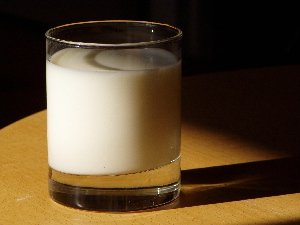 Efisiensi Waktu dan Manfaat Minum Susu Kambing