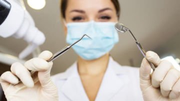 5 Tips Bedakan Praktik Dokter Gigi Legal dengan yang Abal-abal. Harus Teliti Daripada Menyesal