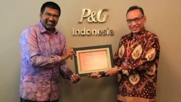 Respons Cepat P&G Bersama WVI dalam Bantu Fase Pemulihan Korban Letusan Gunung Berapi Agung di Bali