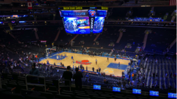Perjalanan ke Madison Square Garden. Tempat Bersejarah Bagi Olahraga dan Hiburan