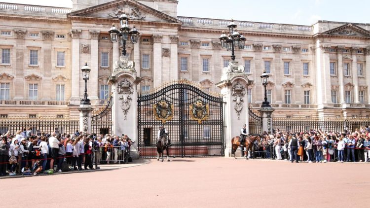 Festival Seni Terbesar di Dunia dan 7 Destinasi di Britania Raya, Wajib Masuk Bucketlist Liburanmu
