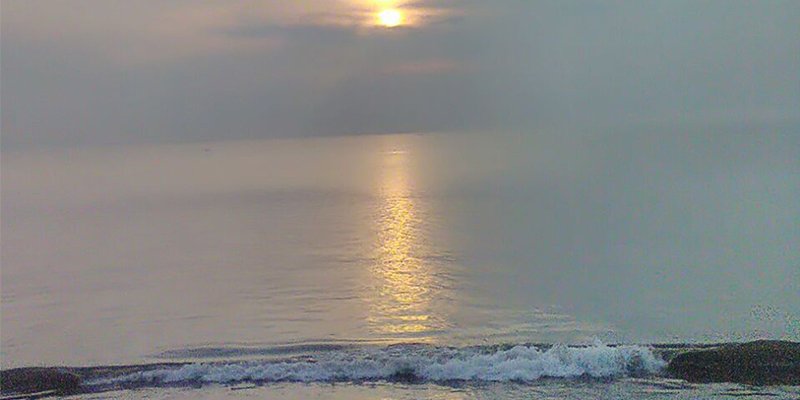 5 Hal yang Perlu Dinikmati Ketika Kamu Liburan ke Pantai Blimbingsari