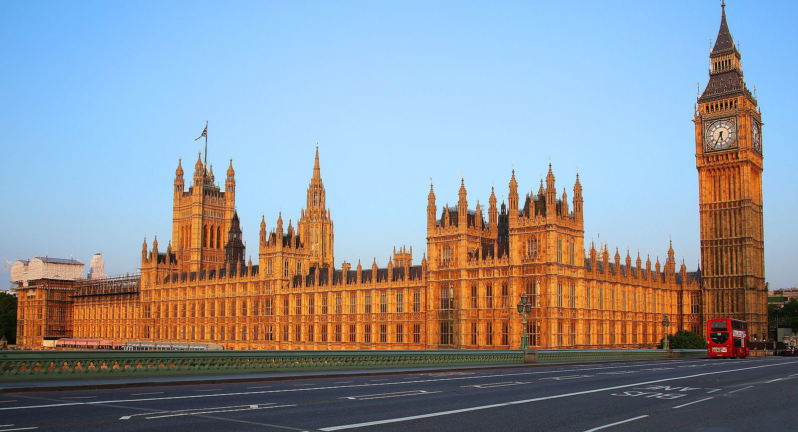 Suguhan Wisata Edukasi Sejarah dan Seni Ala Britain
