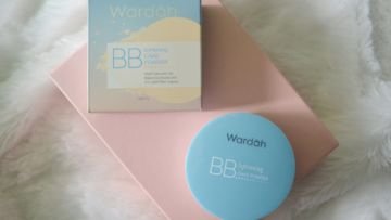 Tampil Fresh dengan Wardah Lightening BB Cake Powder