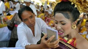 Kenal Lebih Dekat dengan Tradisi Potong Gigi di Bali. Katanya, Ini Buat Kebaikan, Lho…