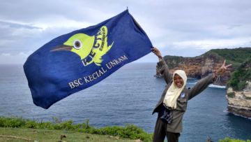 Ekspedisi Kepingan Surga di Pulau Seribu Masjid