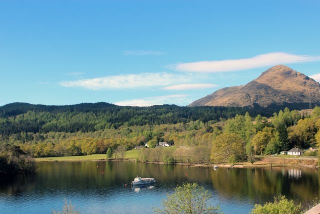 Suasana syahdu di Loch Lomond