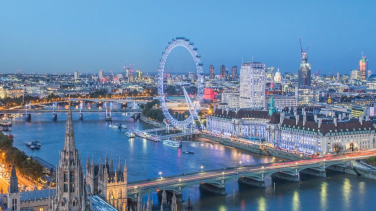 Kupas Detail Sebelum Kamu ke London