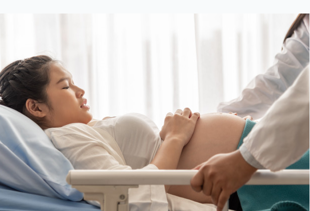 7 Fakta Penting Tentang Epidural, Bius Penahan Rasa Sakit untuk Ibu Melahirkan!
