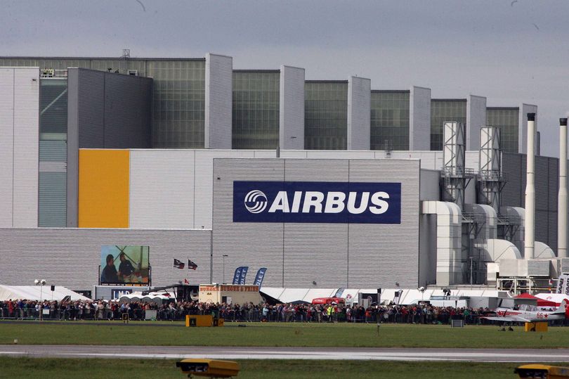 Aircraft Manufacturer Visit, Kenapa Tidak?
