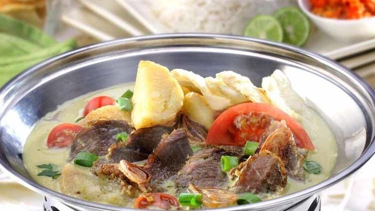 Tempat Makan Soto di Serpong yang Wajib Kalian Coba!