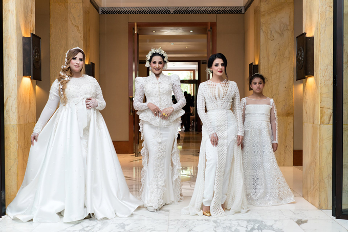 11+ Inspirasi Outfit untuk Sister of The Bride. Meski Bukan Bintang Utama, Boleh Kok Tampil Memesona