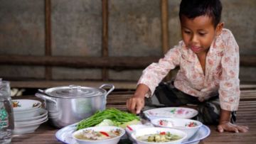 7 Alasan Mutlak Kenapa Masakan Ibu Selalu Dirindukan Anaknya yang Merantau. Ah, Rindu!