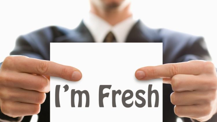 Fresh Graduate? Lakukan Hal Ini Supaya Berasa Senior!