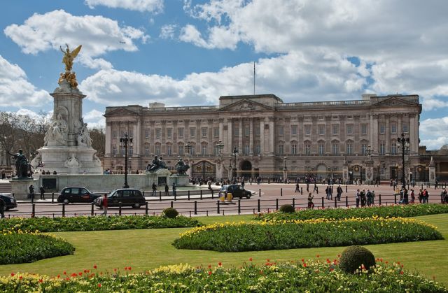 Dari A Sampai Z, Inilah Alasan Kenapa Kamu Harus Traveling ke Britain! 11 Buckingham Palace