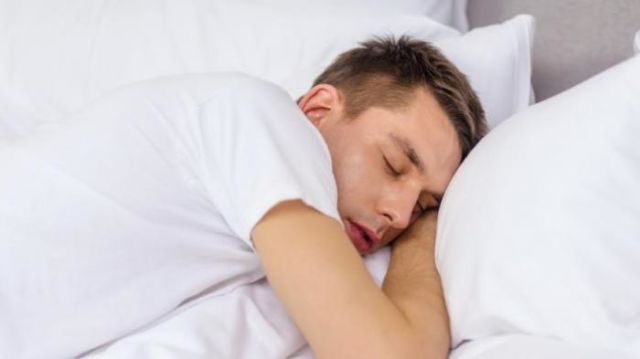 tidur sebelum jam 10 malam