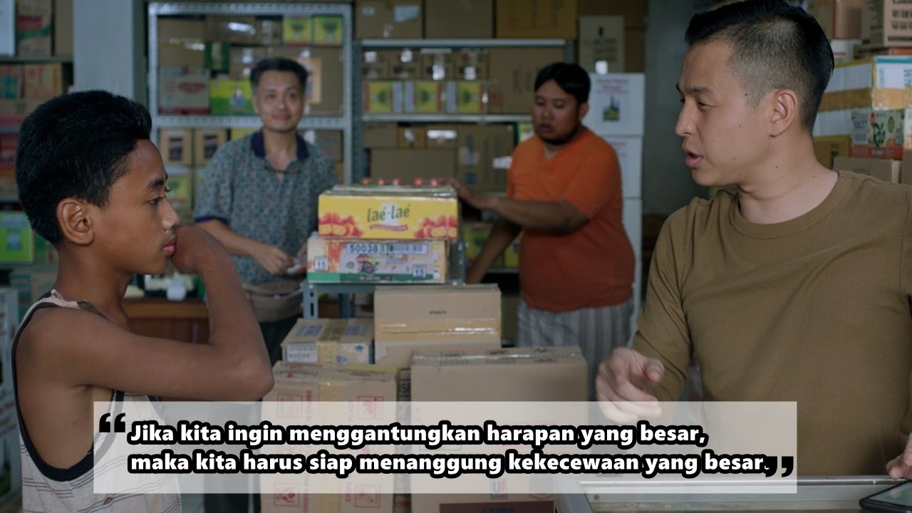 Meski Bikin Ketawa, 10 Kutipan dari Film Komedi ini Bisa Bikin Kamu 'Mikir' lho. Ngena Banget!