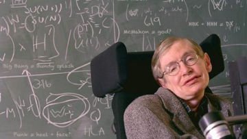 Ilmuwan Ternama Stephen Hawking Meninggal. Ini Kontribusinya yang Mungkin Kamu Cuma Tahu dari Film