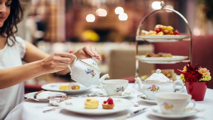 Rasakan Mewah Hingga Uniknya Afternoon Tea Sebagai Jeda Bolangmu di United Kingdom