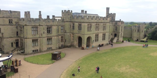 Warwick Castle (dokumen pribadi)