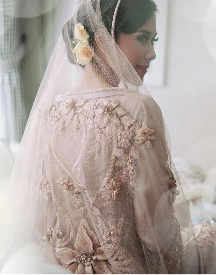 10+ Potret Cantik Perjalanan Pernikahan Syahnaz Mulai Lamaran Hingga Resepsi. Serius Bikin Iri!