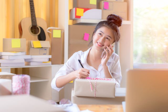 6 Profesi Di Bidang Fashion yang Harus Kamu Tahu. Bukan Cuma Model dan Desainer Melulu