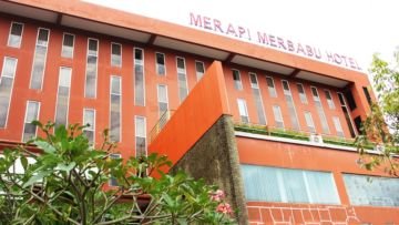 Review Hotel Merapi Merbabu: Menengok Gunung Merapi dari Penjuru Paling Urban di Yogyakarta