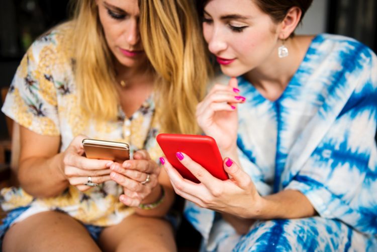 8 Kebiasaan Teman yang Meresahkanmu, Diiyakan Bikin Lelah, Ditolak Malah Dibilang 'Pelit Lu!'