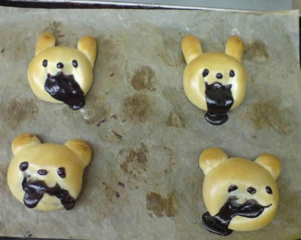 12 Potret Kue Gagal ini Bikin Kamu Sadar Kenapa Kue Lebaran Selalu Mahal. Jangan Nawar-Nawar Terus!