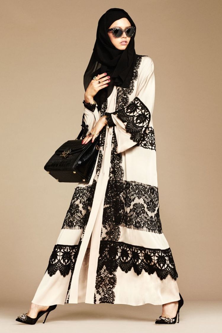 13+ Inspirasi Busana Abaya Buat Idul Fitri dari Rumah Mode Kenamaan, Dolce & Gabbana