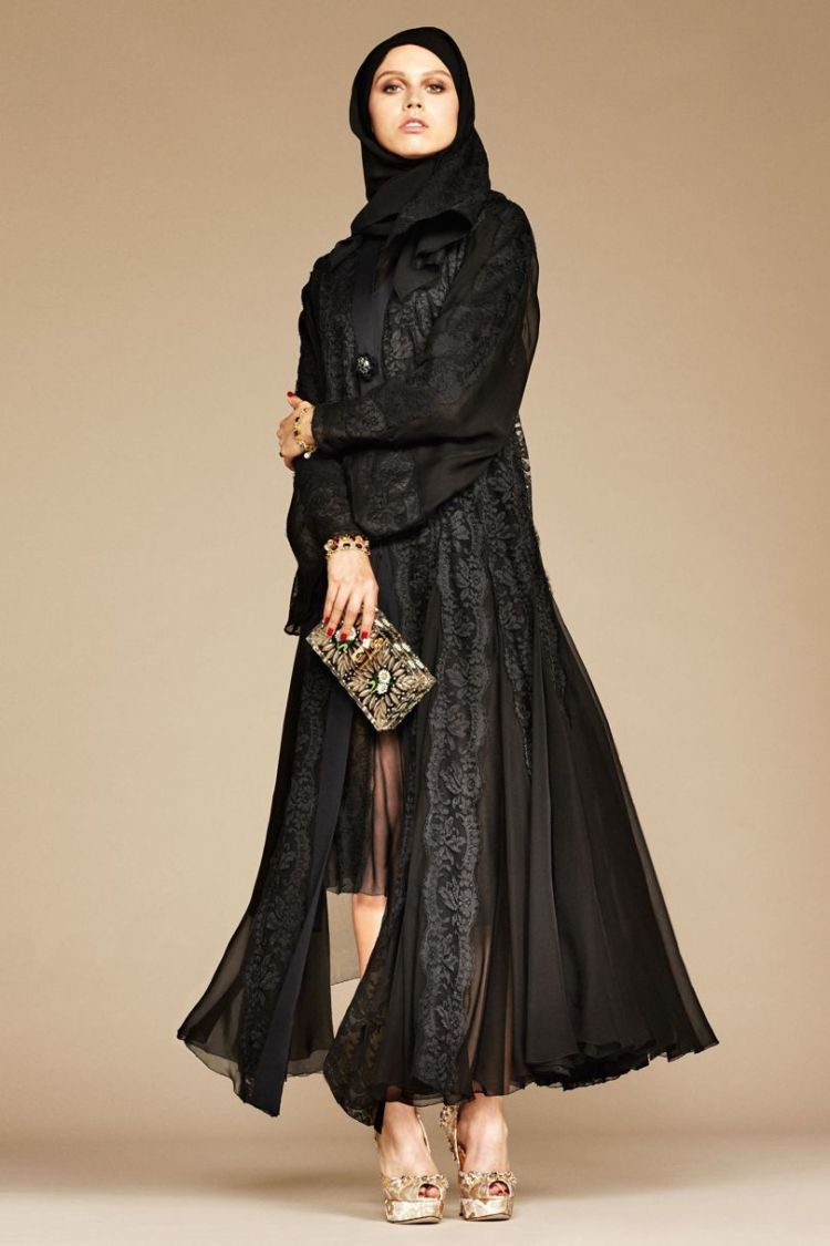 13+ Inspirasi Busana Abaya Buat Idul Fitri dari Rumah Mode Kenamaan, Dolce & Gabbana