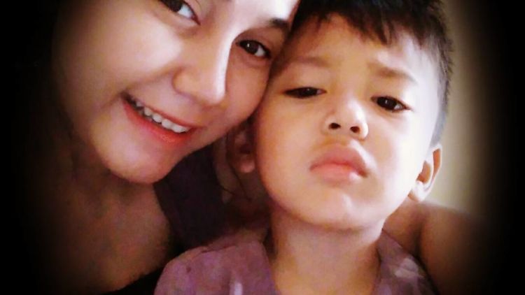 Keluarga Kecilku Semangat Hidupku, Kalianlah Mutiaraku