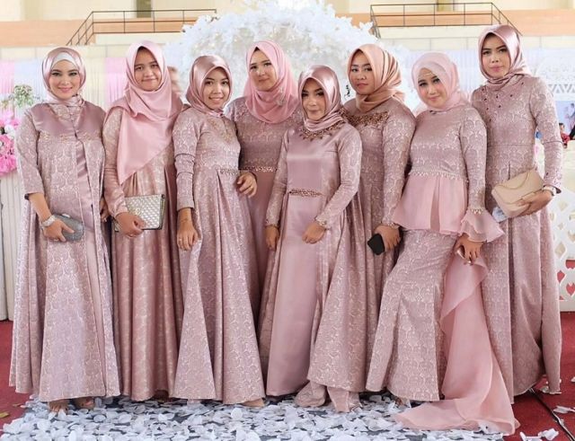 Suka Duka Menyiapkan Pernikahan untuk Acara Habis Lebaran -- di Tengah-tengah Suasana Ramadan