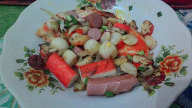 Sausage and Seafood Pizza, dokumentasi penulis