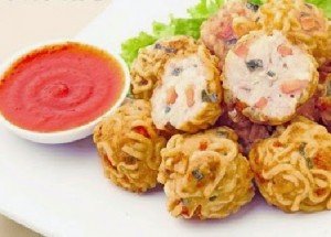 Resep Bola-Bola Mie Keju Favorit Anak Saat Berbuka Puasa
