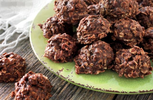Kumpulan Resep Kue Tanpa Oven di Balik Kemasan Margarin. Anak Kos Juga Bisa Bikin!