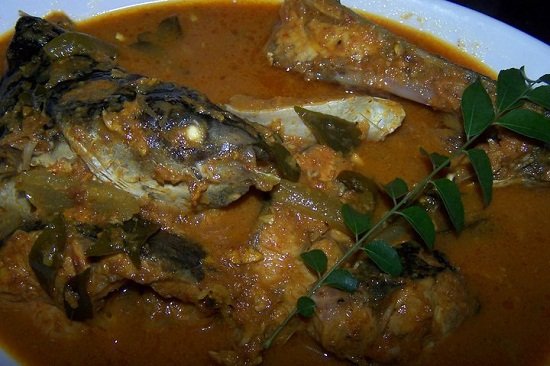 Suka Bumbu Kacang? Resep Simpel Ikan Pindang Tongkol Bumbu Kacang