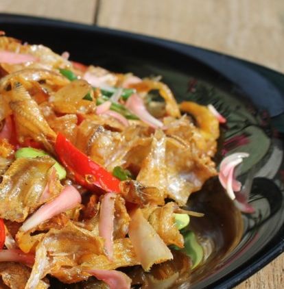 Menu Pedas Andalan Buka Puasa! Tumis Mercon Ikan Asin
