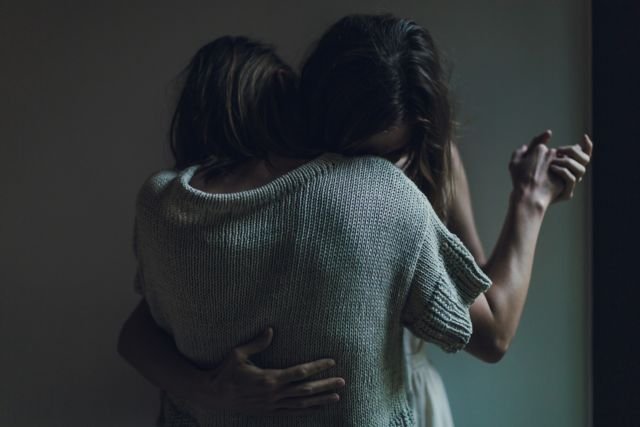 7 Hal yang Membuat Ibu Tempat Paling Nyaman Untuk Curhat, Meski Sering Berbeda Pendapat