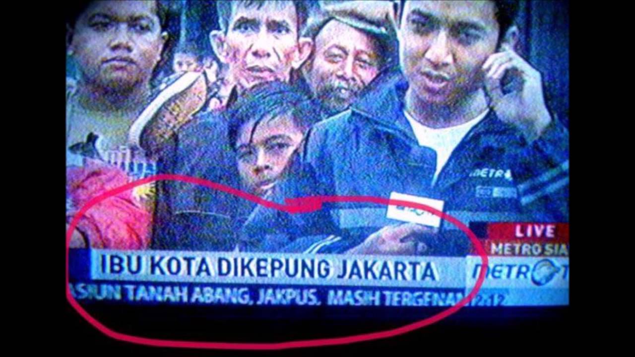 Typo Saat Memberi Informasi, 12+ Siaran Berita ini Jadi Bikin Gagal Paha. Malu-Maluin, tapi Kocak :D