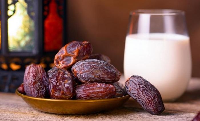 Resep Simpel, Biar Nggak Lesu Jalani Puasa Coba Minum Susu Kurma Saat Buka Atau Sahur