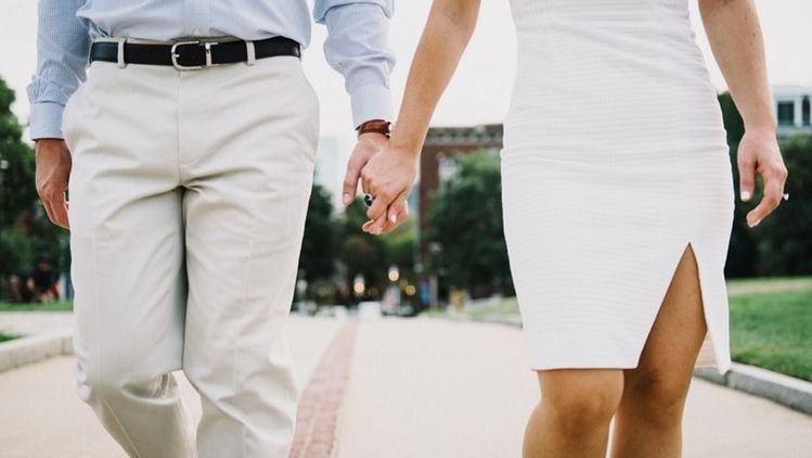 10 Sinyal Tipis Pasangan Punya Hubungan Rahasia dengan Rekan Sekantor. Waspada Lebih Dini Nih