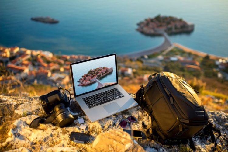 6 Tips Kreatif Memajang Kenangan Traveling dengan Mudah. Biar Semangat Liburan Terus