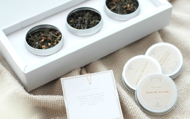 5 Hal yang Bisa Kamu Lakukan Agar Pernikahanmu Lancar, Meski Budget Jelas Pas-pasan 3 tea souvenir