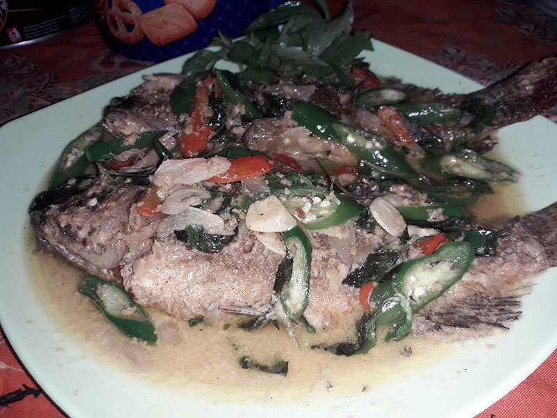 Ikan Nila Pedas Bumbu Kemangi