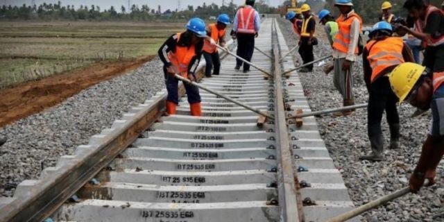 perlintasan kereta