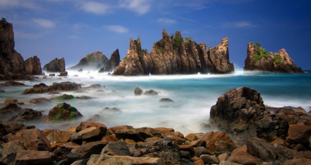 Pantai Gigi Hiu