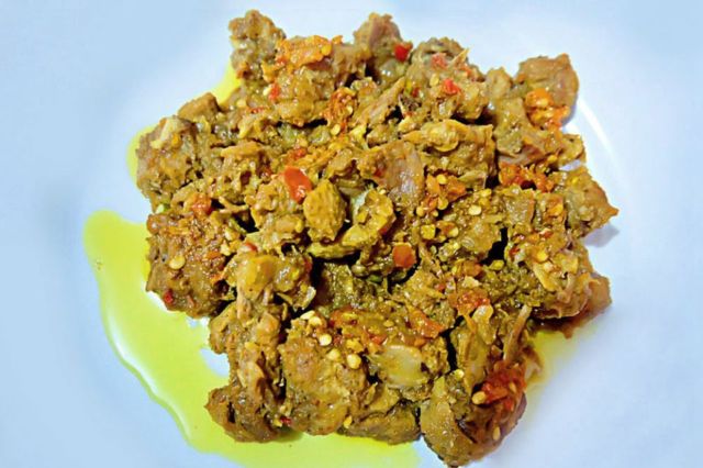Pedasnya Bikin nagih! Jangan lupa sajikan dengan nasi pulen hangat yah!