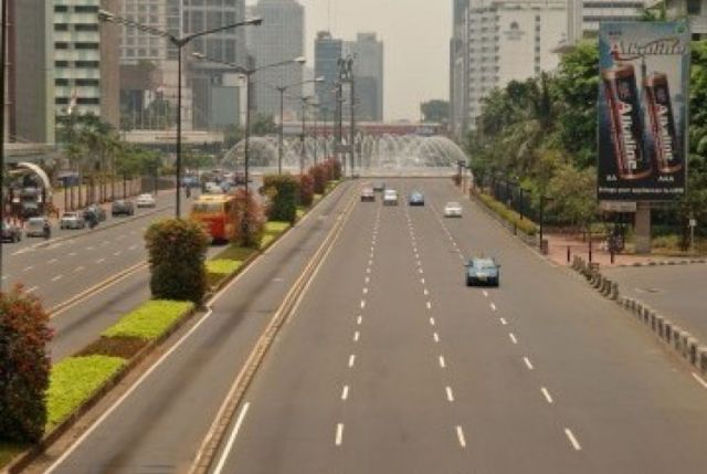 SUASANA JALANAN IBUKOTA
